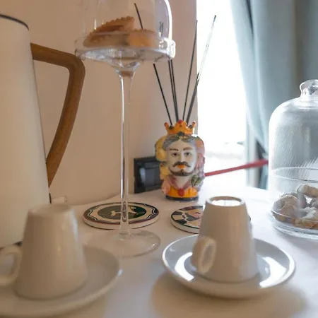 Lo Schiaccianoci De Charme Bed & Breakfast *