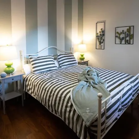 Bed & Breakfast Lo Schiaccianoci De Charme Scanzorosciate