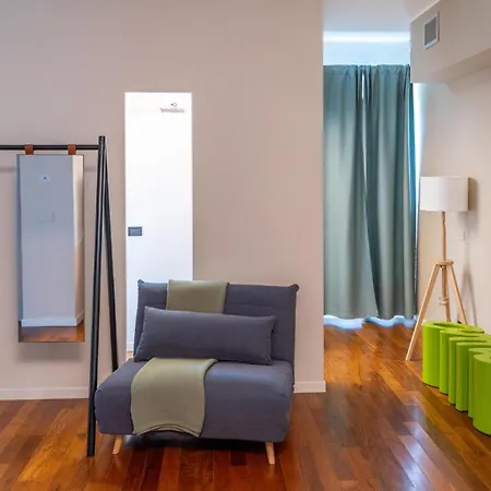 Lo Schiaccianoci De Charme Bed & Breakfast *